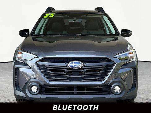 Used 2025 Subaru Outback Onyx Edition w/ Popular Package #2 AWD/4WD image 2