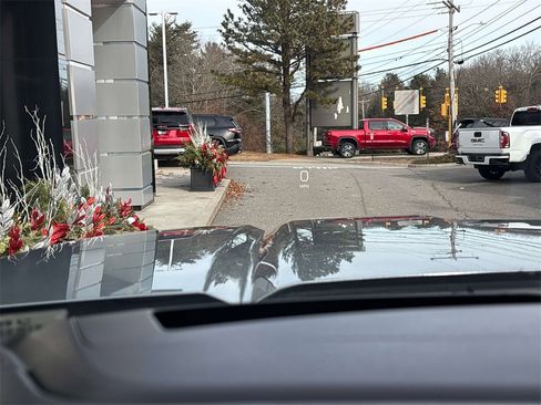 Used 2024 GMC Sierra 2500 Denali w/ Denali Reserve Package image 30