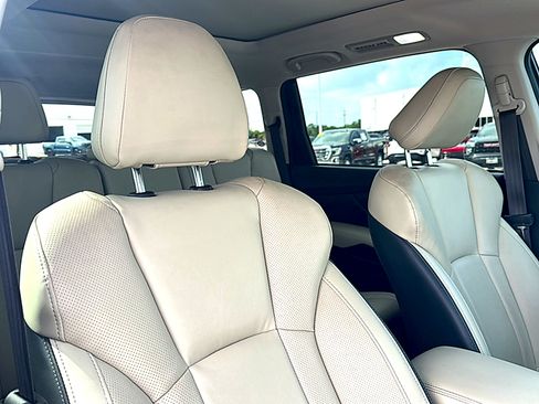 Used 2020 Subaru Ascent Limited w/ Technology Package AWD/4WD image 25