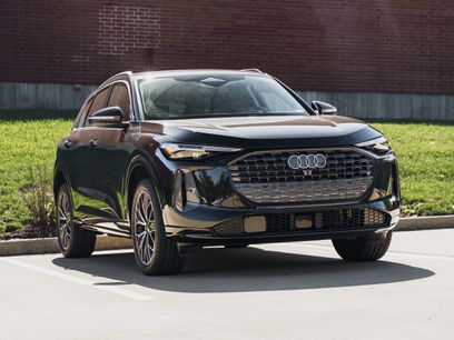 Certified 2025 Audi Q5 Premium Plus w/ Premium Plus