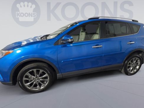 Used 2018 Toyota RAV4 Limited image 7