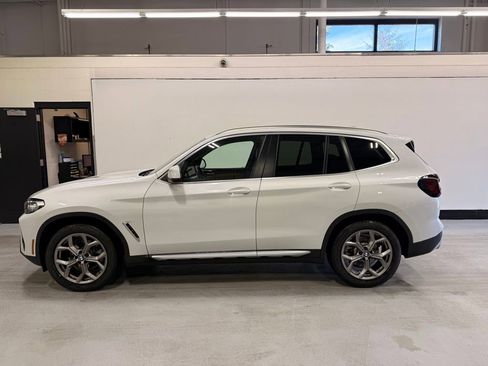 Used 2022 BMW X3 xDrive30i w/ Premium Package AWD/4WD image 2