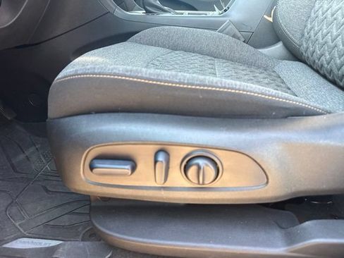 Used 2024 Chevrolet Equinox LT w/ LPO, Floor Liner Package FWD image 12