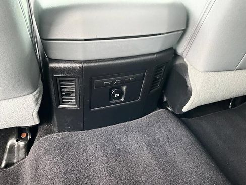 Used 2016 RAM 1500 Big Horn AWD/4WD image 31