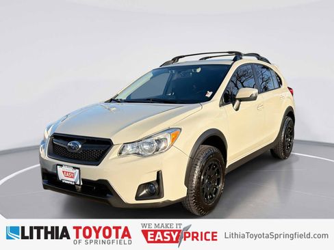 Used 2017 Subaru Crosstrek 2.0i Limited image 1