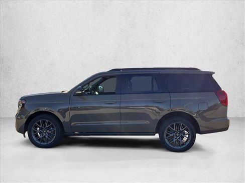 New 2027 Ford Expedition Platinum w/ Stealth Appearance Package AWD/4WD image 5