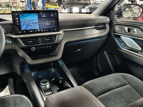 New 2026 Ford Explorer Tremor w/ Tremor Ultimate Package AWD/4WD image 28
