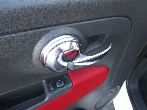 Used 2012 FIAT 500 Pop w/ Bose Premium Audio Pkg image 19