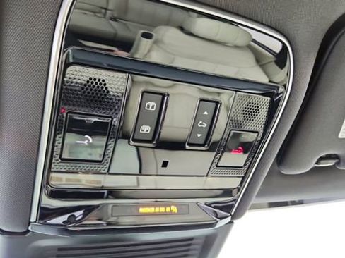 Used 2023 Land Rover Range Rover SE AWD/4WD image 53