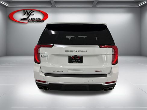 New 2026 GMC Yukon Denali w/ LPO, Floor Liner Package RWD image 7