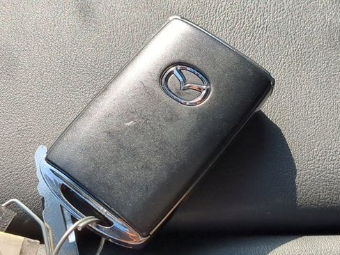 Used 2024 MAZDA CX-90 Plug-In Hybrid w/ Premium Pkg image 29