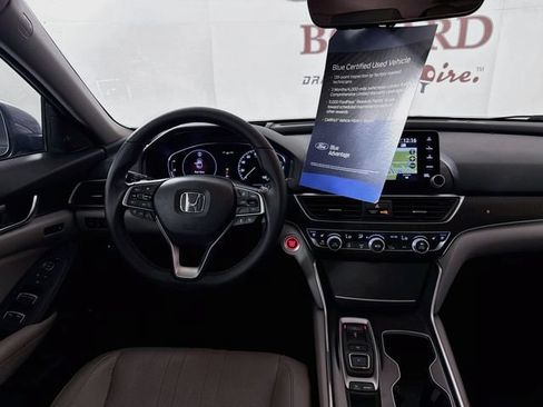 Used 2018 Honda Accord Touring image 27