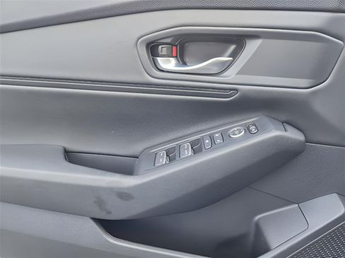 Used 2025 Honda Accord SE image 20