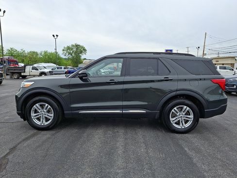 Certified 2023 Ford Explorer XLT w/ Equipment Group 202A AWD/4WD image 4