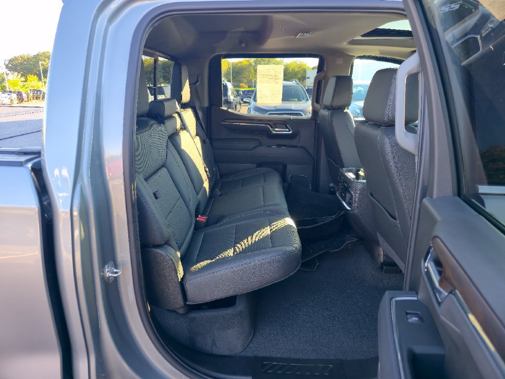 Certified 2026 GMC Sierra 1500 SLT w/ SLT Premium Plus Package AWD/4WD image 29
