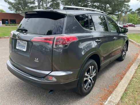 Used 2016 Toyota RAV4 LE image 5