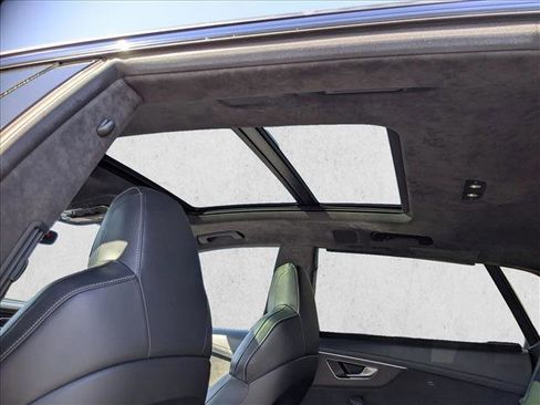 Used 2021 Audi RS Q8 image 20