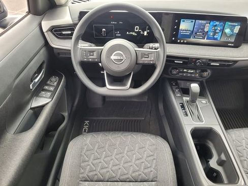 New 2026 Nissan Kicks SV w/ Cold Weather Package FWD image 11