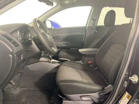 Used 2024 Mitsubishi Outlander Sport ES AWD/4WD image 15