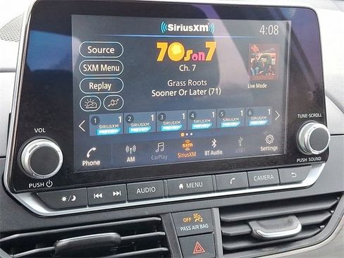 Used 2024 Nissan Altima 2.5 SV image 13