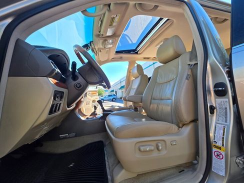 Used 2004 Lexus GX 470 AWD/4WD image 13