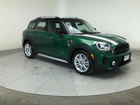 Used 2023 MINI Cooper Countryman S w/ Signature Upholstery Package AWD/4WD image 2