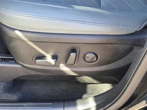 Used 2023 Kia Telluride EX X-Line image 22