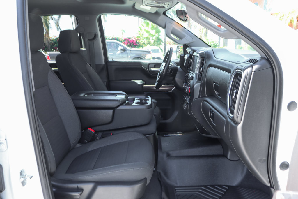 Used 2021 Chevrolet Silverado 1500 RST AWD/4WD image 37