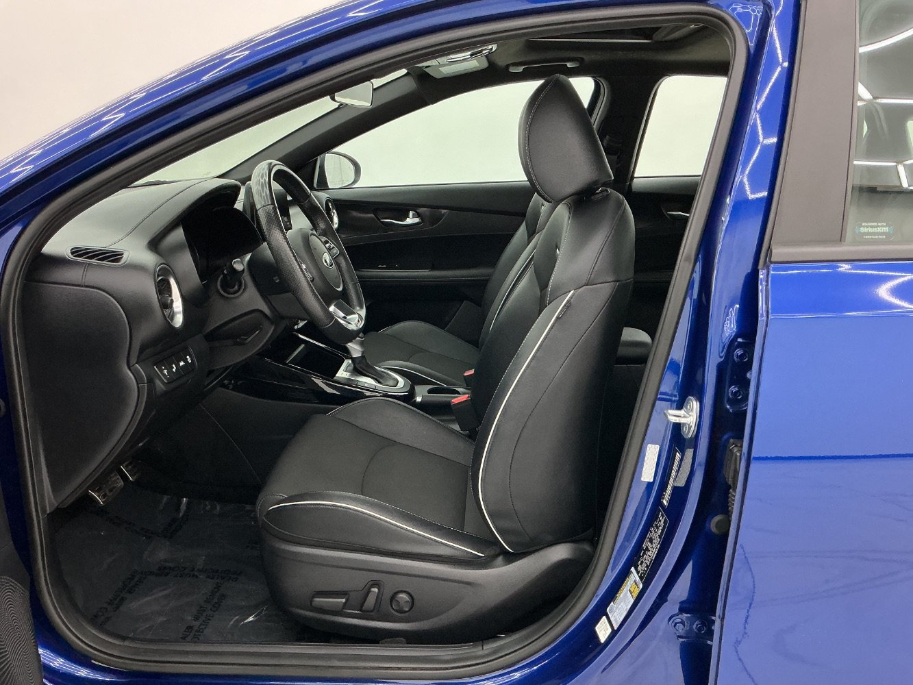 Used 2021 Kia Forte GT-Line w/ GT-Line Premium Package FWD image 14