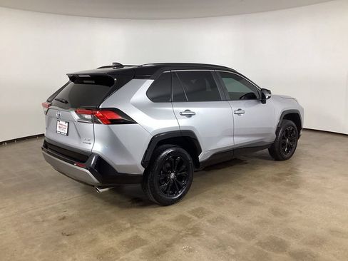 Used 2023 Toyota RAV4 XSE AWD/4WD image 8
