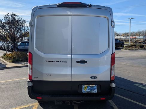 New 2026 Ford Transit 250 148 Medium Roof Extended AWD image 4