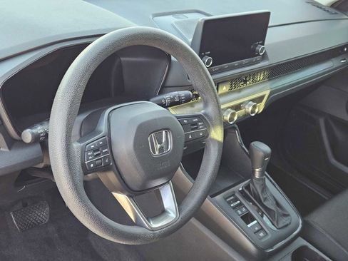 Used 2023 Honda CR-V LX image 2