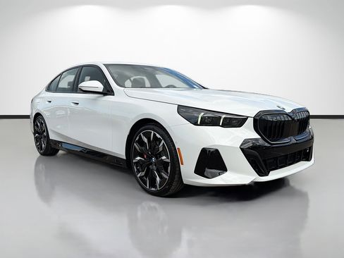 New 2026 BMW 530i w/ M Sport Package image 1