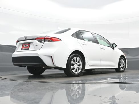 Used 2024 Toyota Corolla LE FWD image 30
