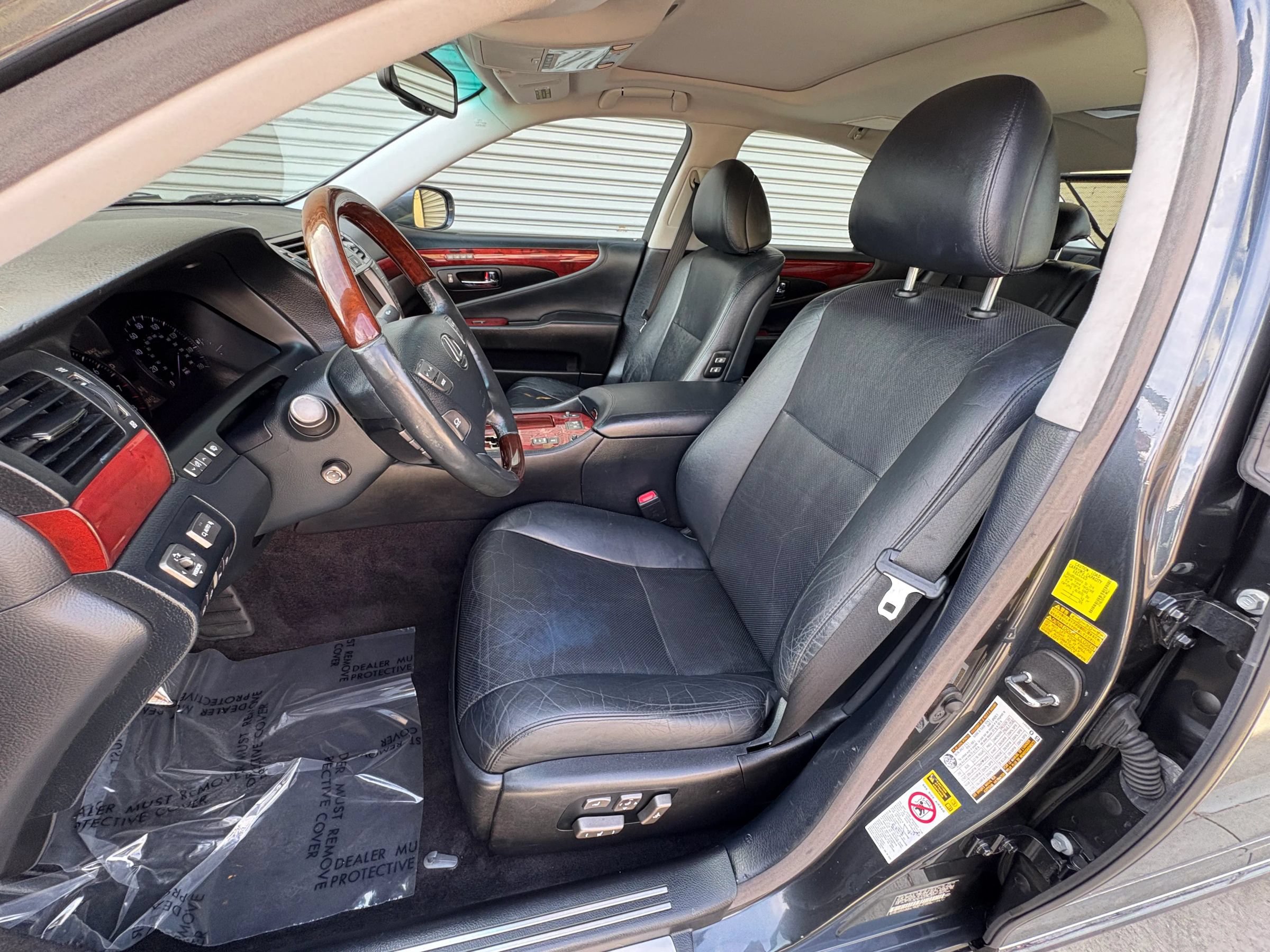 Used 2010 Lexus LS 460 RWD image 10