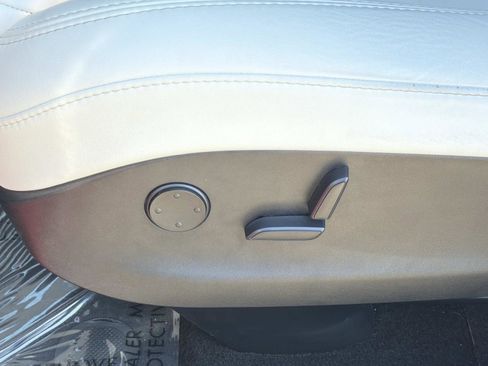 Used 2018 Tesla Model X 75D image 20