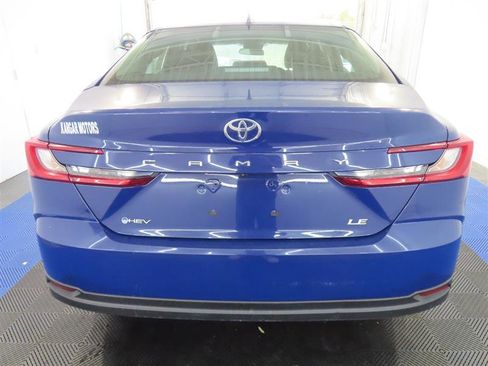 Used 2025 Toyota Camry LE FWD image 11