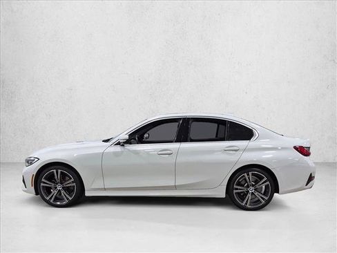Used 2022 BMW 330i Sedan w/ Driving Assistance Package RWD image 9