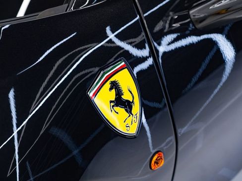 Used 2018 Ferrari 488 Spider RWD image 20