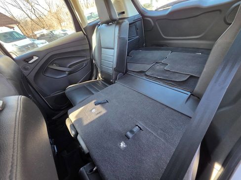 Used 2015 Ford C-MAX SEL w/ Equipment Group 302A image 19