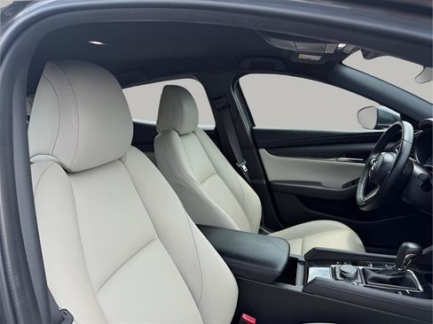 Used 2019 MAZDA MAZDA3 AWD Hatchback image 29