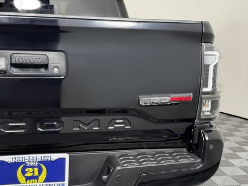 Used 2019 Toyota Tacoma TRD Pro AWD/4WD image 11