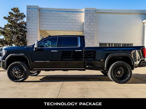 Used 2024 GMC Sierra 3500 Denali Ultimate image 6