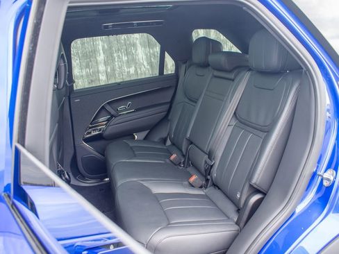 Certified 2025 Land Rover Range Rover Sport Autobiography image 36