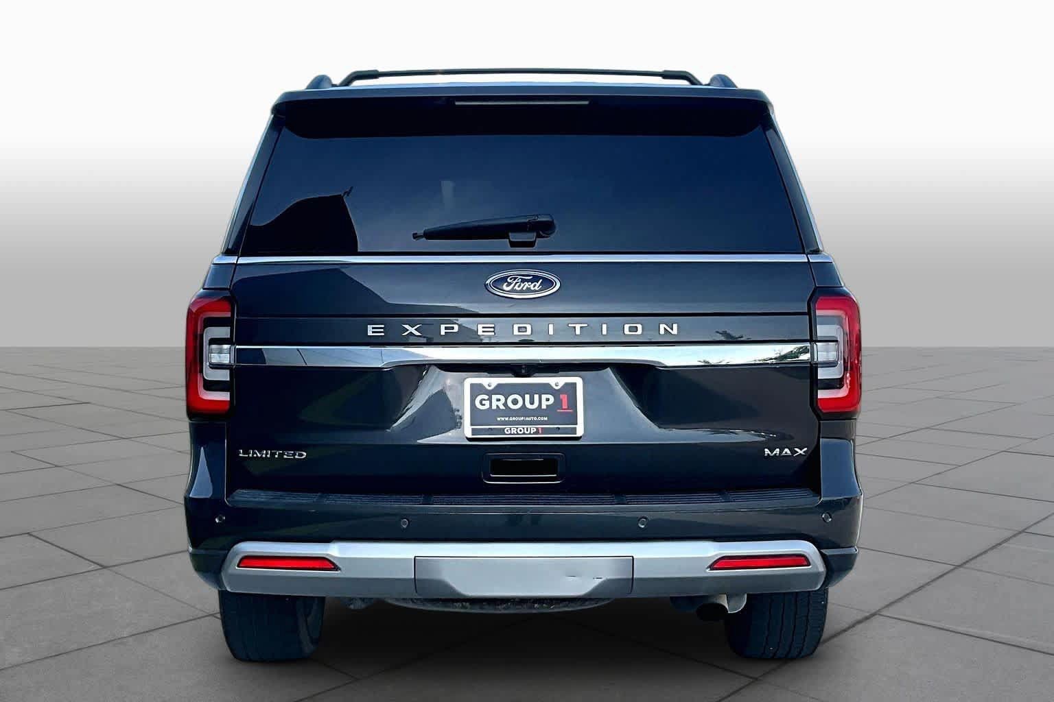 Used 2022 Ford Expedition Max Limited RWD image 5