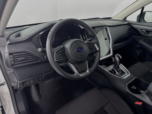 Used 2025 Subaru Outback Premium w/ Popular Package #1A AWD/4WD image 9