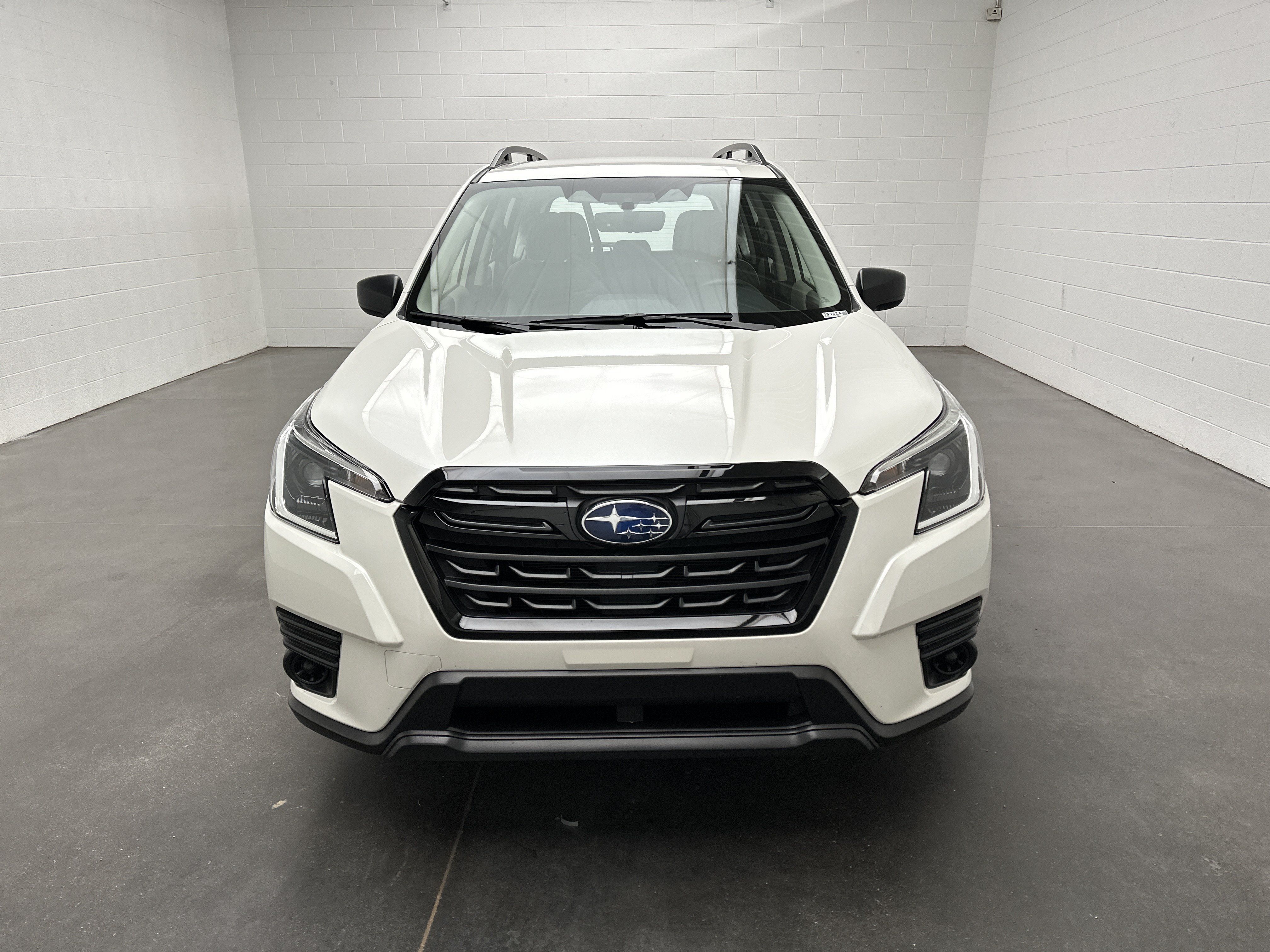 Used 2024 Subaru Forester AWD/4WD image 3