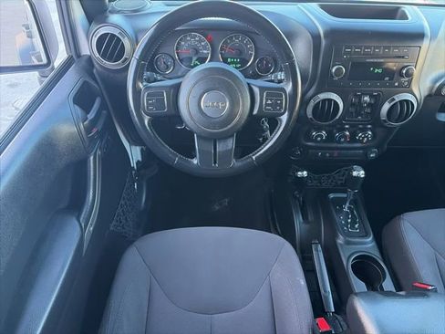 Used 2017 Jeep Wrangler Unlimited Sport w/ Quick Order Package 24S image 16