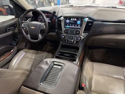 Used 2015 Chevrolet Tahoe LTZ AWD/4WD image 30