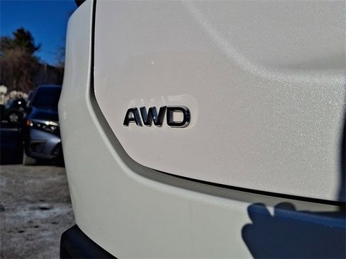 Used 2024 Honda Pilot Touring image 33